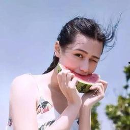 娱乐吃瓜酱女生p图,揭秘网红滤镜下的真实面貌 第3张 娱乐吃瓜酱女生p图,揭秘网红滤镜下的真实面貌 第3张